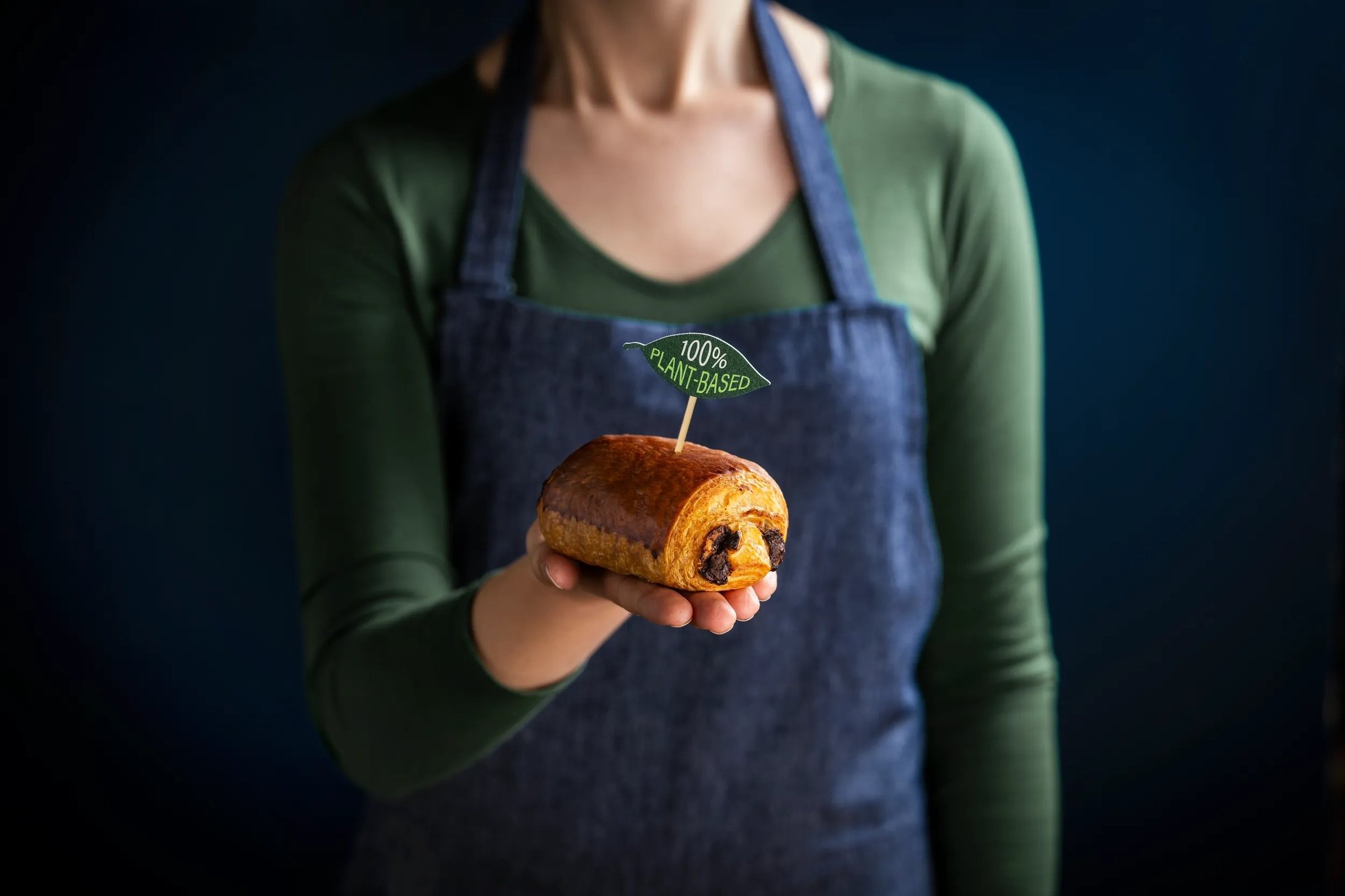 BOR_PLANT-BASED_CAMPAGNE CHOCOLATE ROLL-369_55974